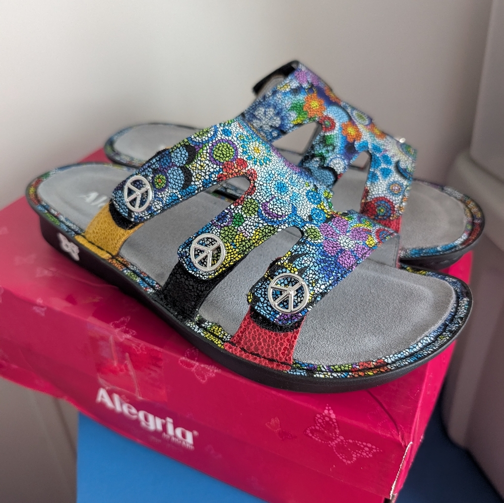 Alegria Venice Hippie Chic Dottie  Women Sandals Sz 38 US 7.5.8NIB